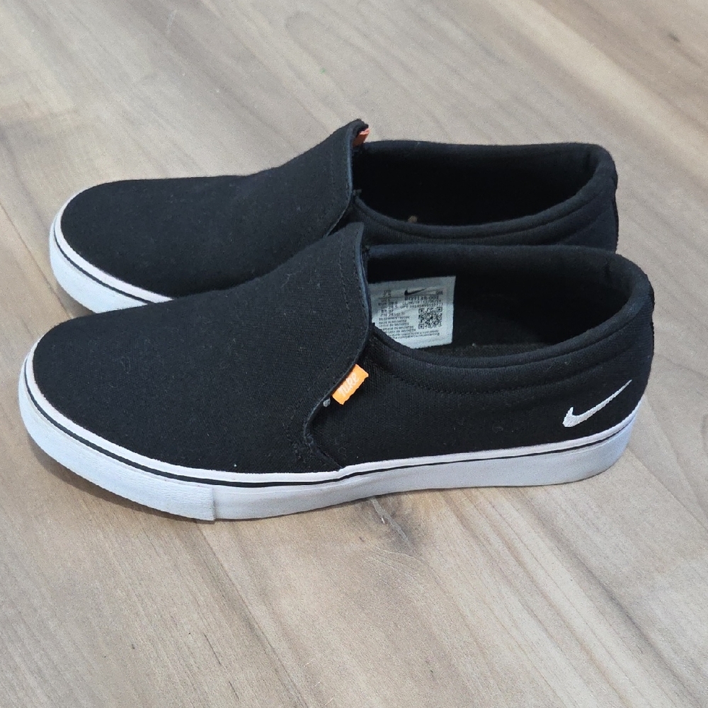 Nike Court Royale Slip On Shoes